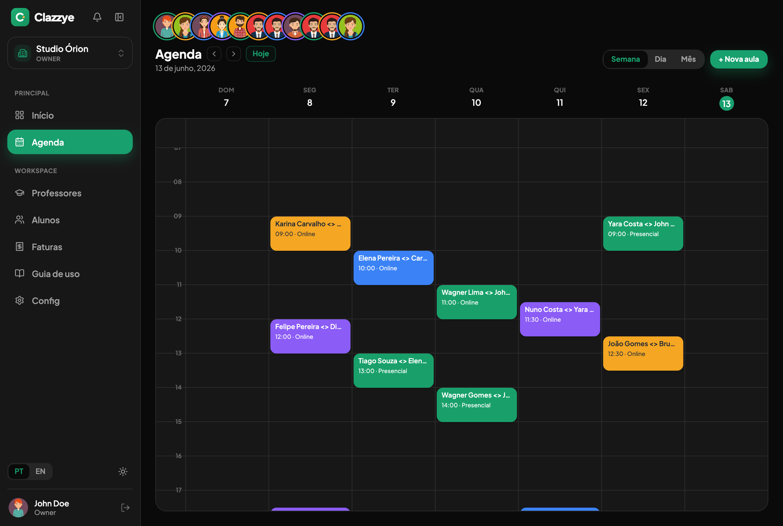 Agenda semanal do Clazzye com aulas coloridas por professor
